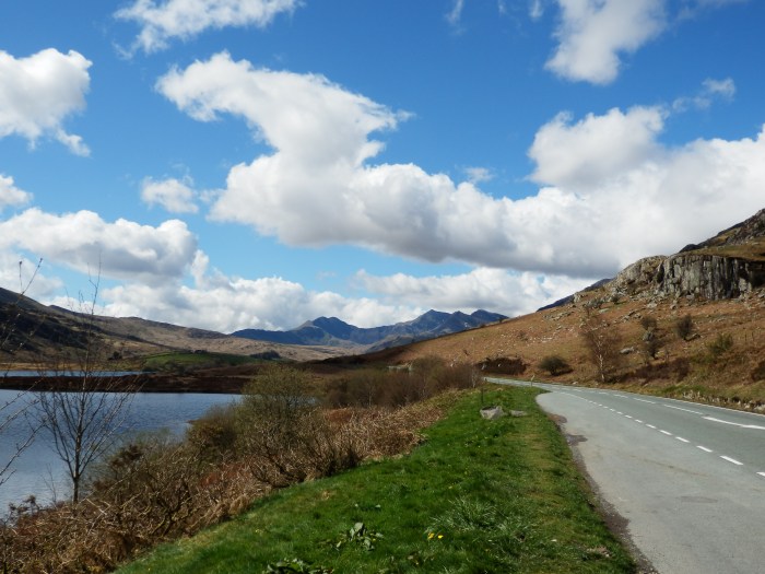 The drive in to Snowdon