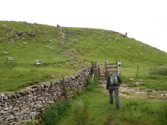 P7140942-Ingleborough Up to the summit of Ingleborough