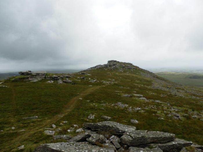 Along the ridge to the main top of Rough Tor