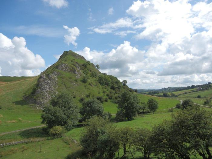 P8251358-Parkhouse Hill Looking back at Parkhouse Hill